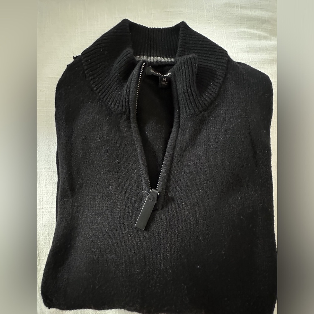 Banana Republic Men’s Half-Zip Sweater Size Medium
